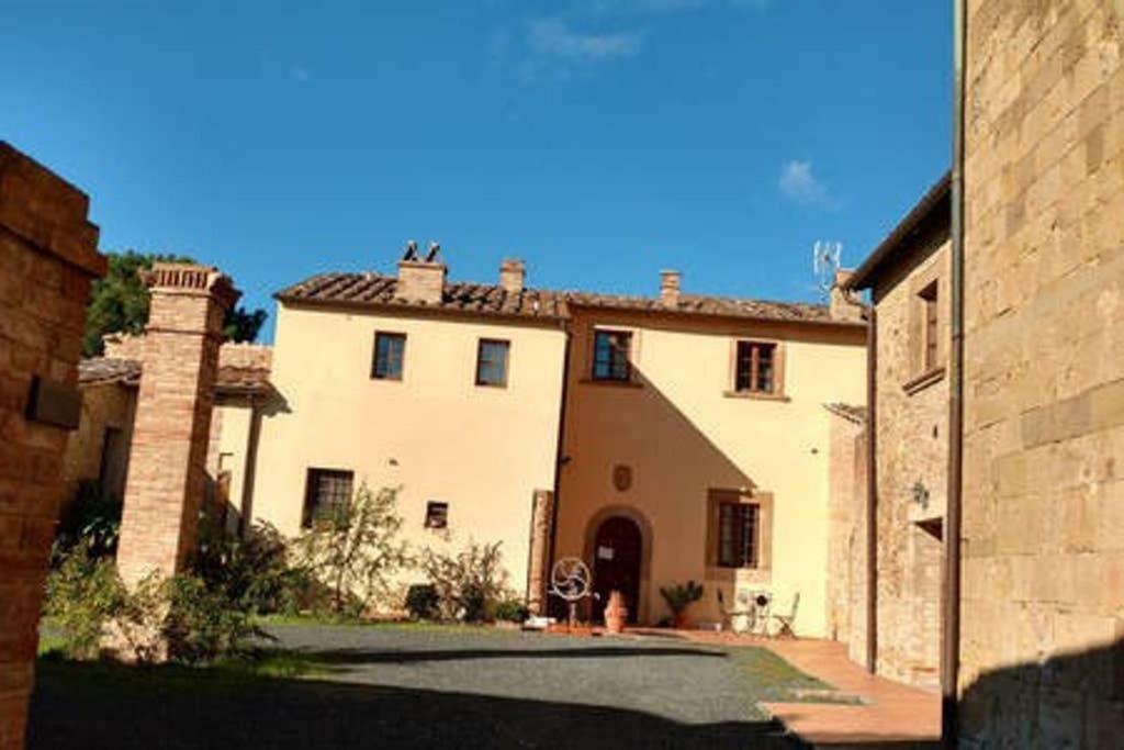 Ostello Sigerico Gambassi Terme Buitenkant foto